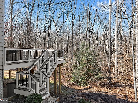 5th image of 914 Malvern Hill Dr
