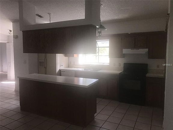 3rd image of 2530 Heath Ct