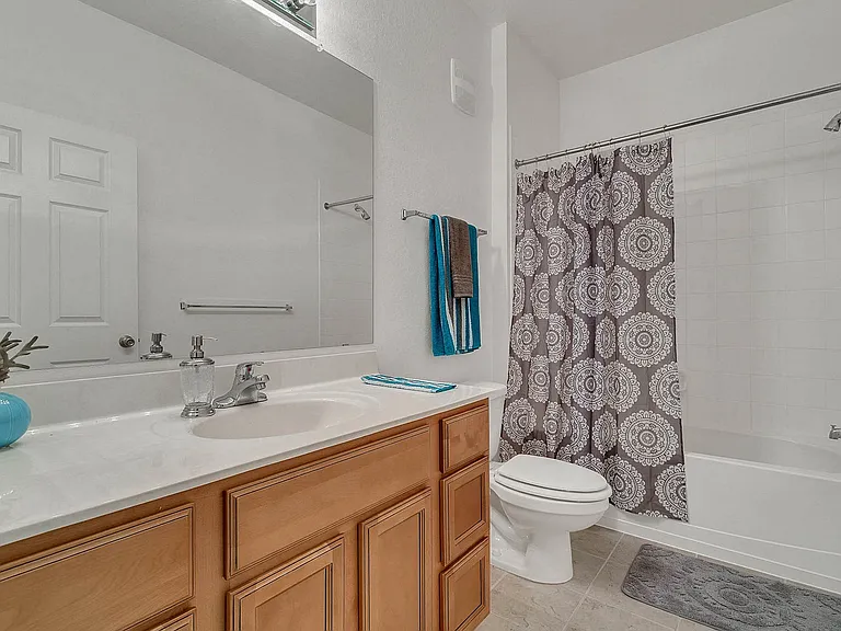 2nd Story - Bathroom