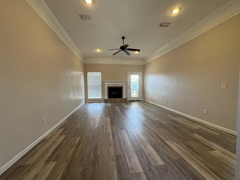 3545 Brentwood Pl — Photo 9