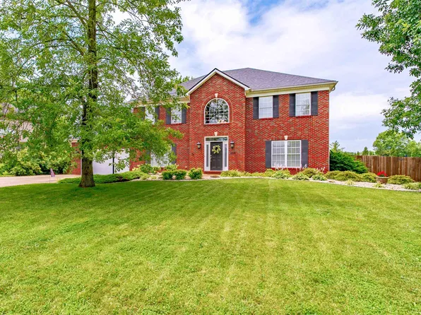 2855 Briarcliff Dr, Newburgh, IN 47630