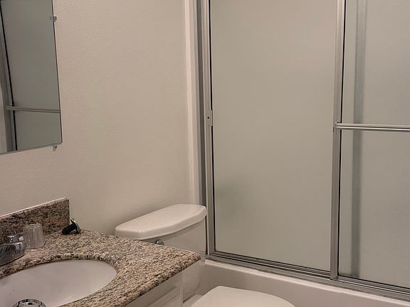 3rd image of 1012 S Adams St APT 1