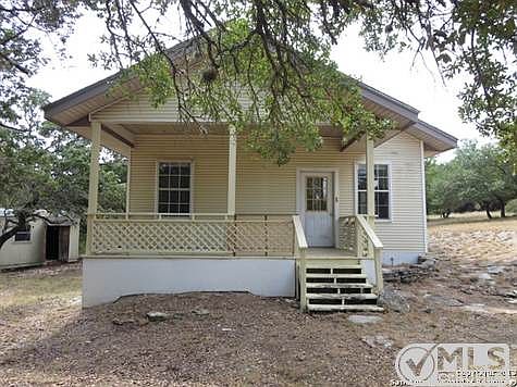 1st image of 330 Black Oak Dr