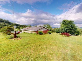 2423 Little Cacapon Mountain Rd, Augusta, WV 26704
