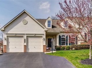 201 Maple Ridge Dr, Canonsburg, PA 15317