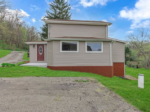 2nd image of 589 Pine Run Rd