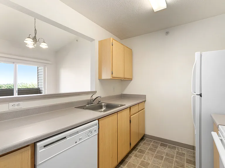 Boulder Apartments — Photo 10