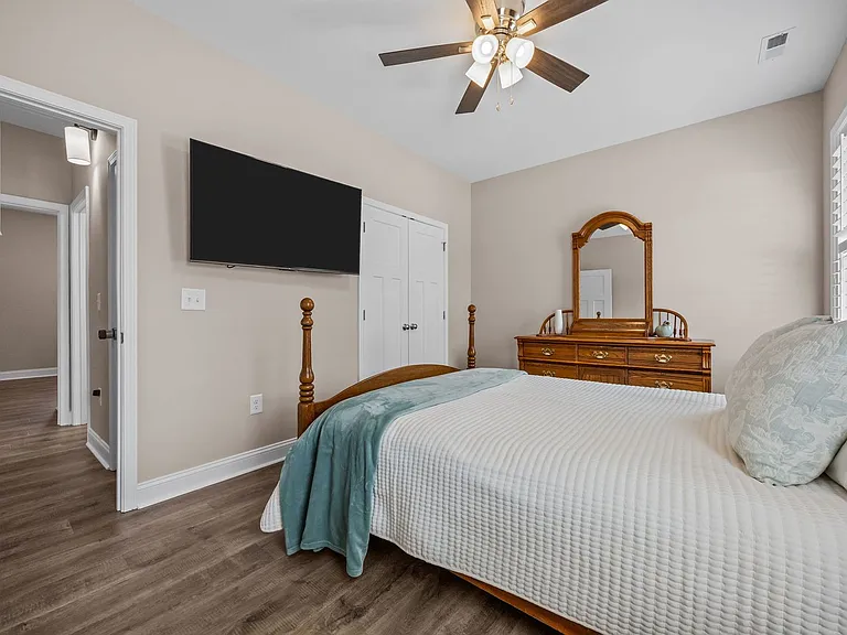 244 Hazelwood Rd — Photo 32