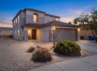 2912 McKinnon Way SW, Albuquerque, NM 87121