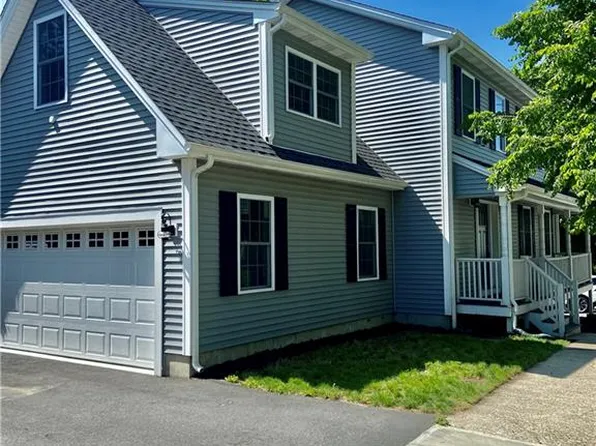 12 Western St, Providence, RI 02906