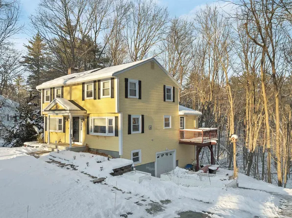 9 Barkland Drive, Derry, NH 03038