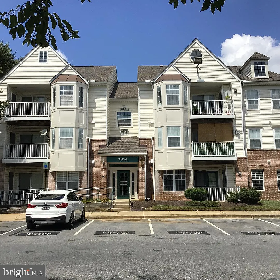2 bed, 2.0 bath, 962 sqft, $2,175 — Photo 1