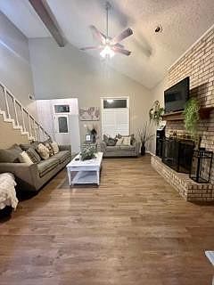 3rd image of 5019 62nd St