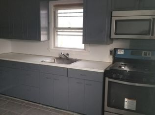 303 Belden Rd, Hamden, CT 06514