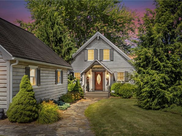 156 Latonka Dr, Mercer, PA 16137