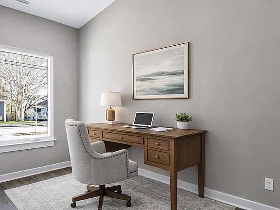 5th image of 1523 Sunrise Ave