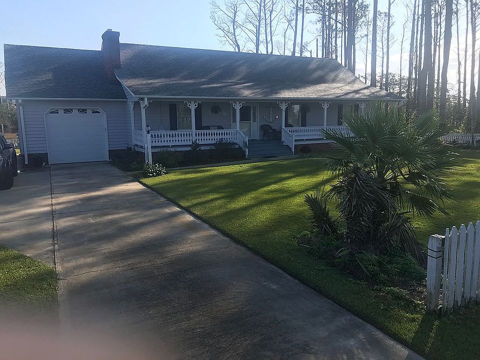 1st image of 209 Straits Dr