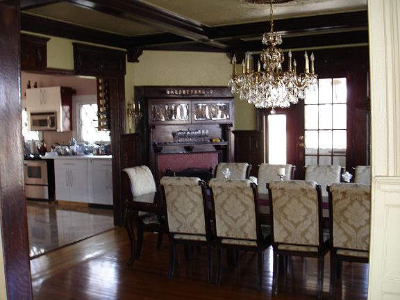 4th image of 369 Park Hill Ave
