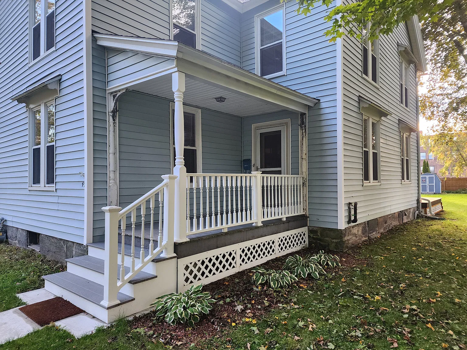 3 bed, 1460 sqft, $2,000 — Photo 1