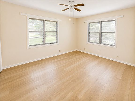 5th image of 833 Booty St