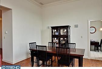 5th image of 225 S 4th St APT 302