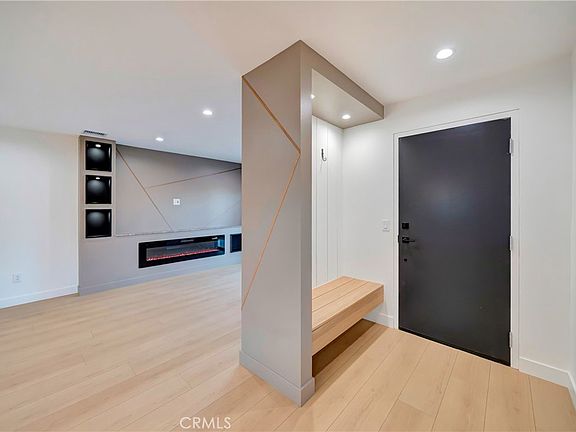 4th image of 7401 Dempsey Ave