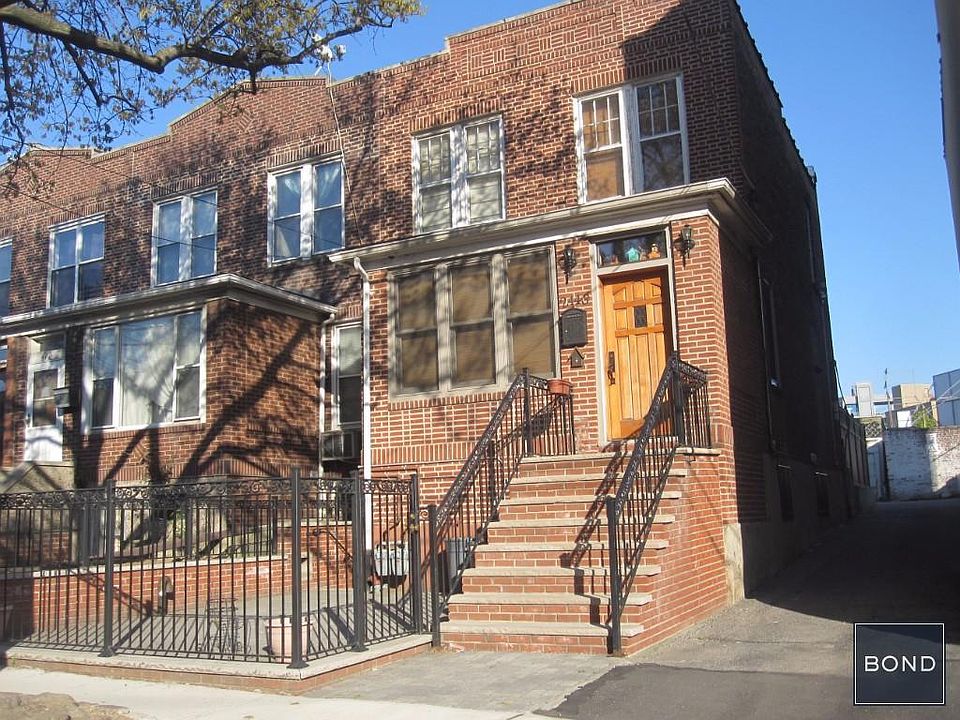 1st image of 2443 33rd St