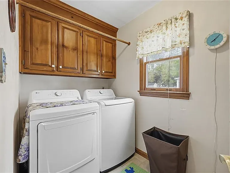 708 Marston Dr — Photo 12