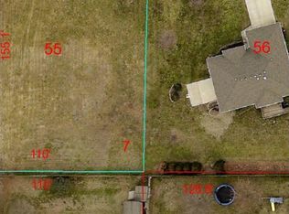 908 Strawberry Ct, Nixa, MO 65714