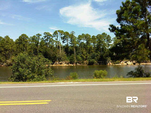 1st image of 941 Canal Rd