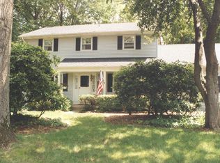 5 Picardy Rd, Succasunna, NJ 07876