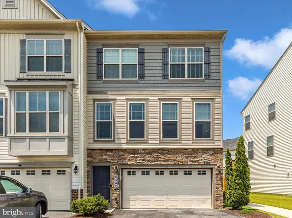 6540 Newton Dr, Frederick, MD 21703