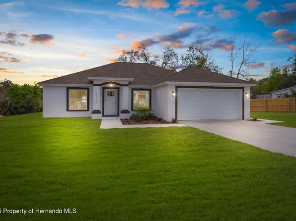 8116 Ridge Rd, Weeki Wachee, FL 34613