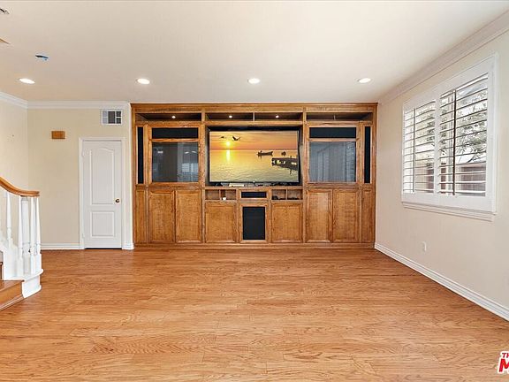 4th image of 17536 Yellowwood Way