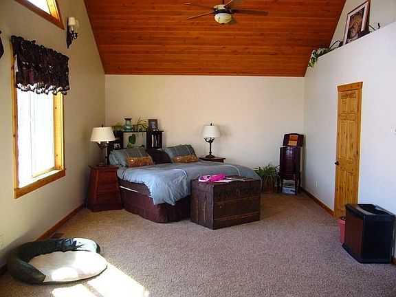 Master Suite w/Private Deck & Fireplace