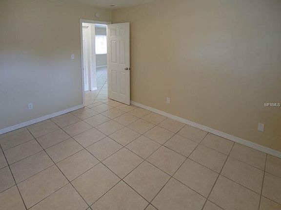 4th image of 7222 Pinion Dr