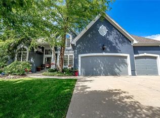 3619 W 156th Ter, Overland Park, KS 66224