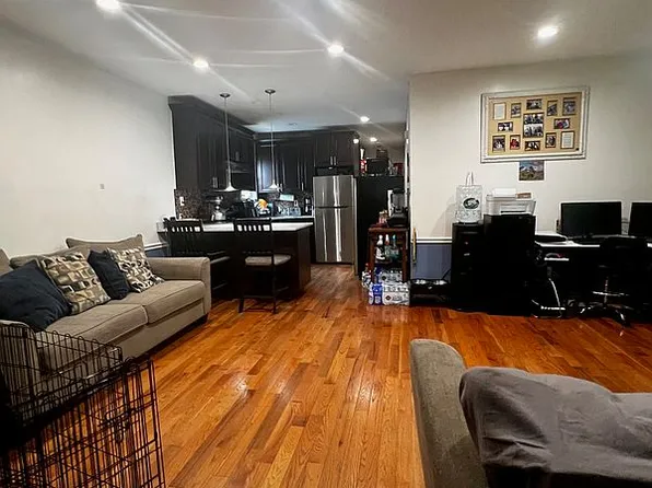 1271 E 88th St, Brooklyn, NY 11236