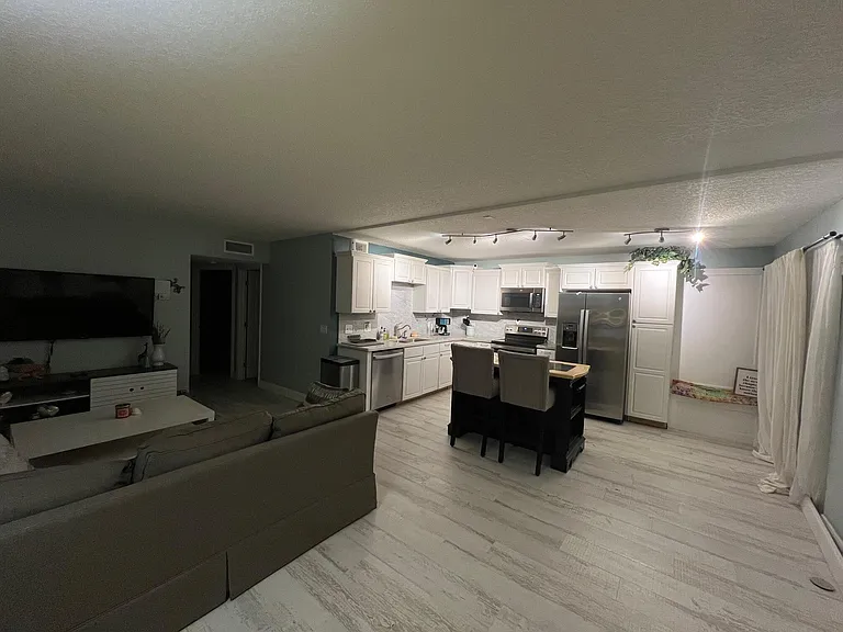 312 Southwind Dr #107 — Photo 6