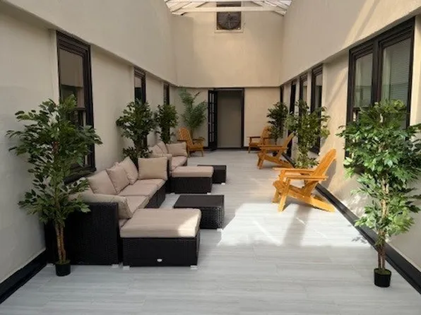 7200 Germantown Ave APT 1, Philadelphia, PA 19119