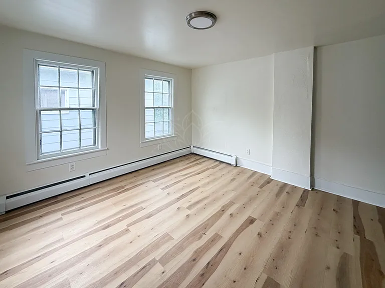 59 Spencer Ave — Photo 12