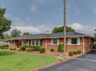 504 Nesbitt Ln, Madison, TN 37115