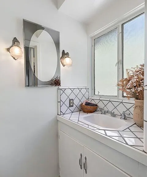 515 N Kenter Ave — Photo 27
