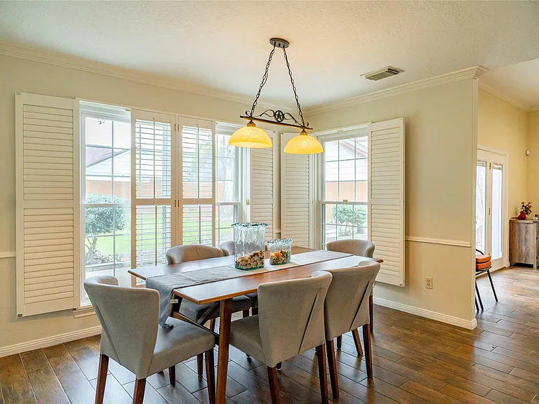 18310 Spellbrook Dr — Photo 20