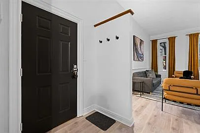 1306 Liverpool St #1 — Photo 8