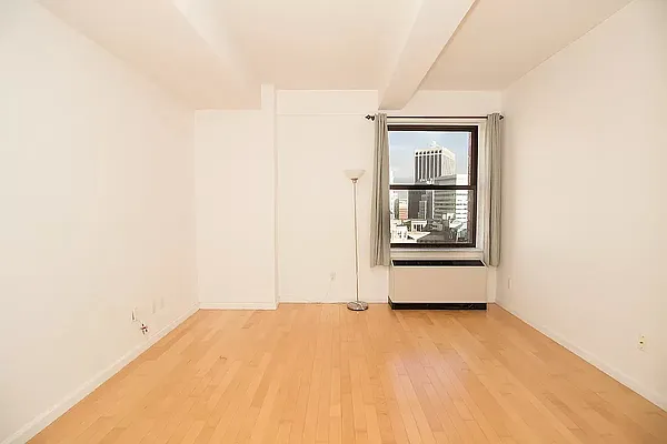 Rented by New York Residence | media 8