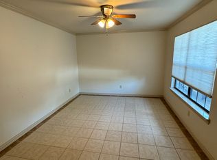 222 Ball St APT A, Grapevine, TX 76051