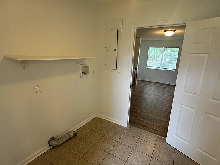 6250 W Highway 136 — Photo 18
