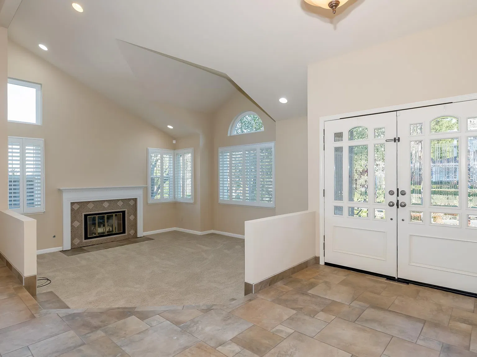 40 Country Hills Ct — Photo 4