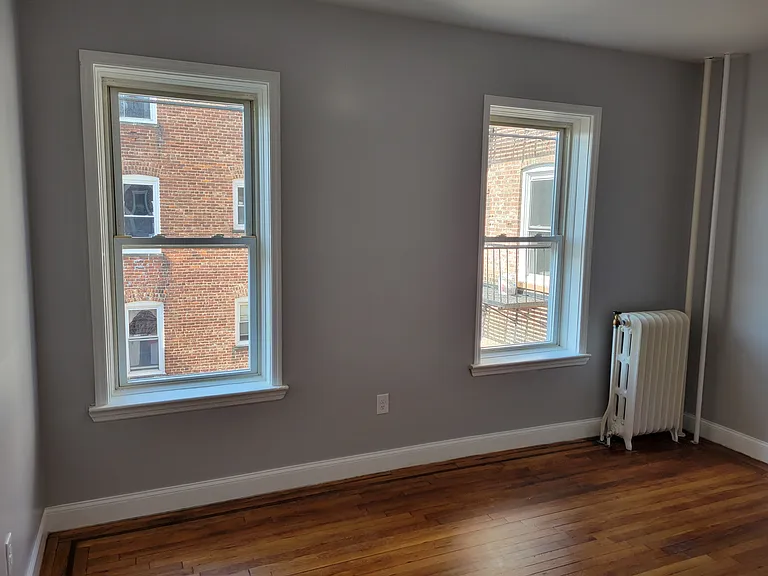 166 Summit — Photo 31